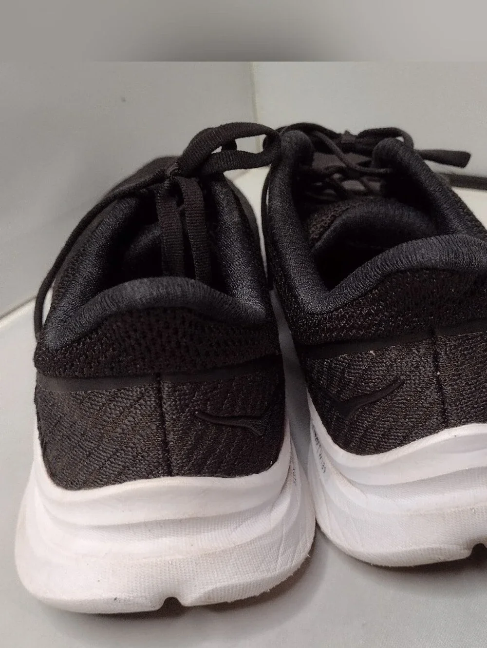 Hoka One One Solimar  Sneakers Women 9B Black Running Shoes Trail YY